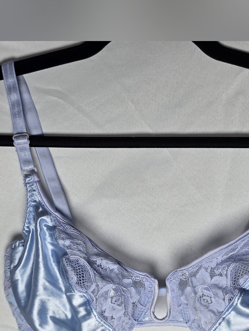 NWT Valentino Vintage Light Blue Satin and Lace Underwire Bra Bridal, 36C